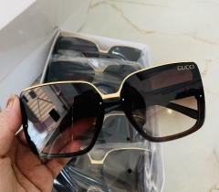 MẮT KÍNH GUCCI VIỀN VÀNG